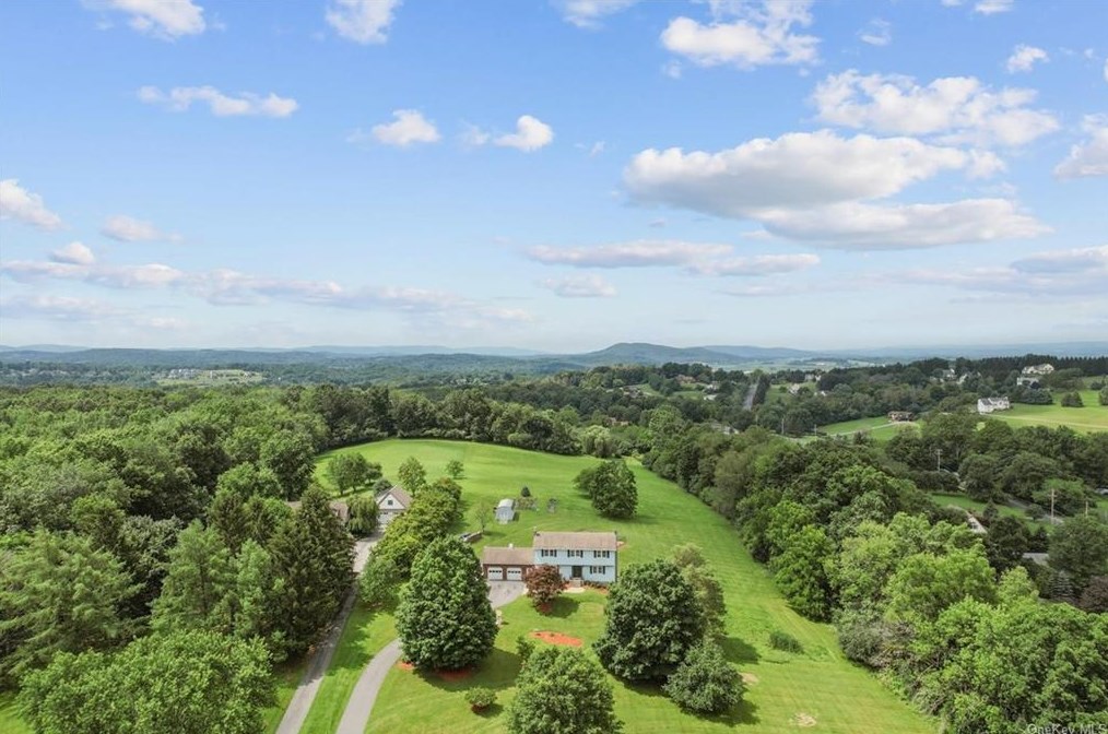 6 Clark Rd, Goshen, NY 10924-5708