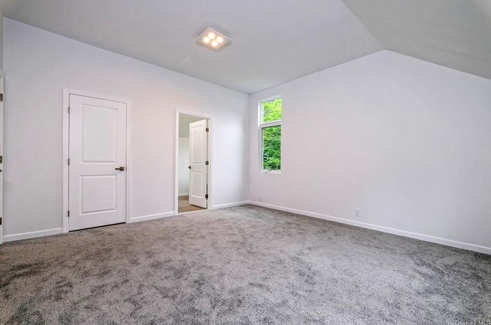 148 Cortlandt St, Croton On Hudson NY  10520-1416 exterior