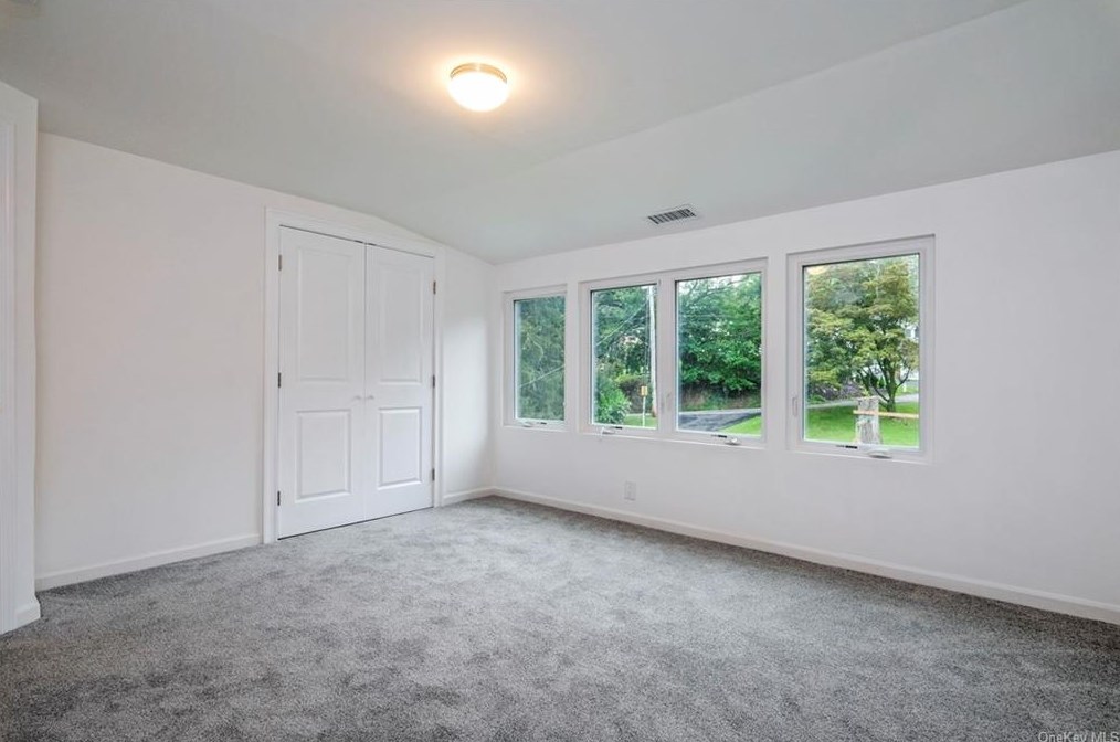 148 Cortlandt St, Croton On Hudson NY  10520-1416 exterior