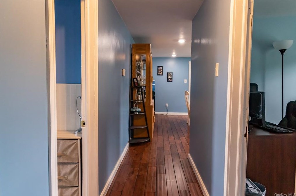 27 Hickory Ave, Port Jervis NY  12771-3727 exterior