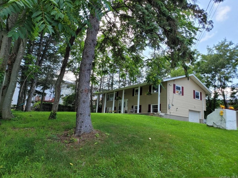 397 Old Forge Hill Rd, Newburgh, NY 12553