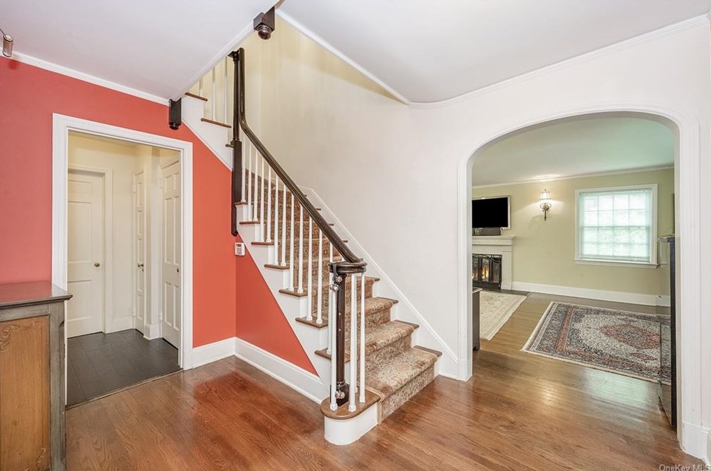 50 Eton Rd, Yonkers, NY 10708-6505