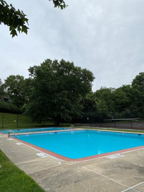 5108 Villa At The Woods, Peekskill NY  10566-4971 exterior