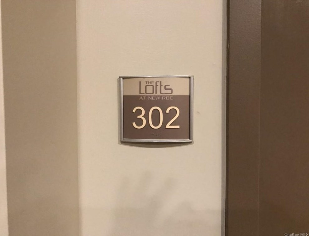 100 New Roc City Pl #302, New Rochelle, NY 10801