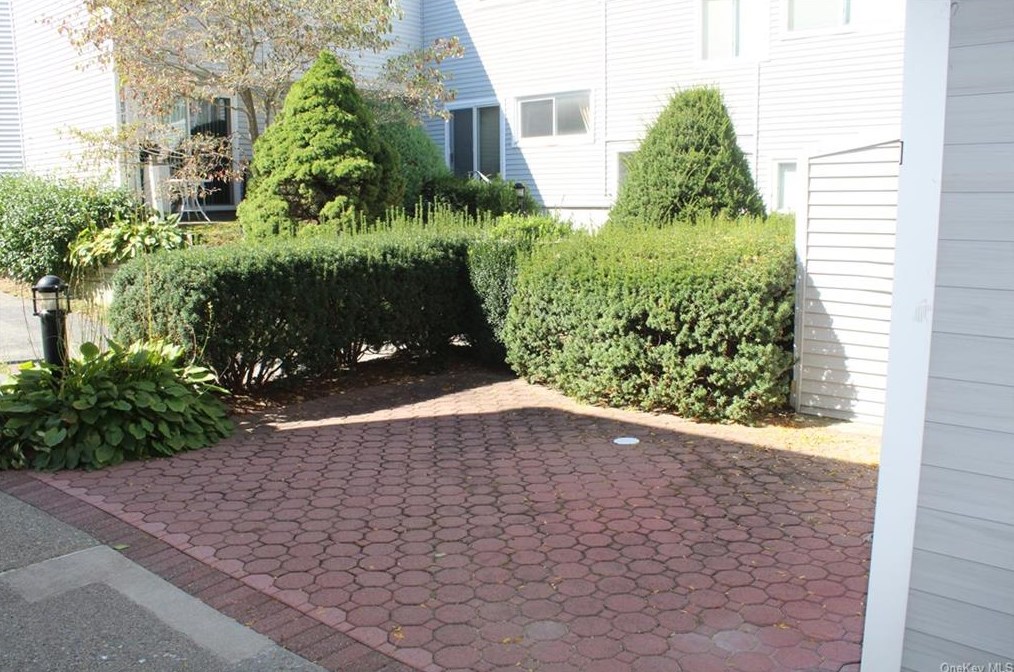 208 Harris Rd #ga7, Bedford Hills, NY 10507