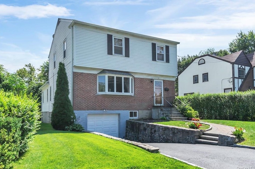 37 Keats Ave, Hartsdale, NY 10530