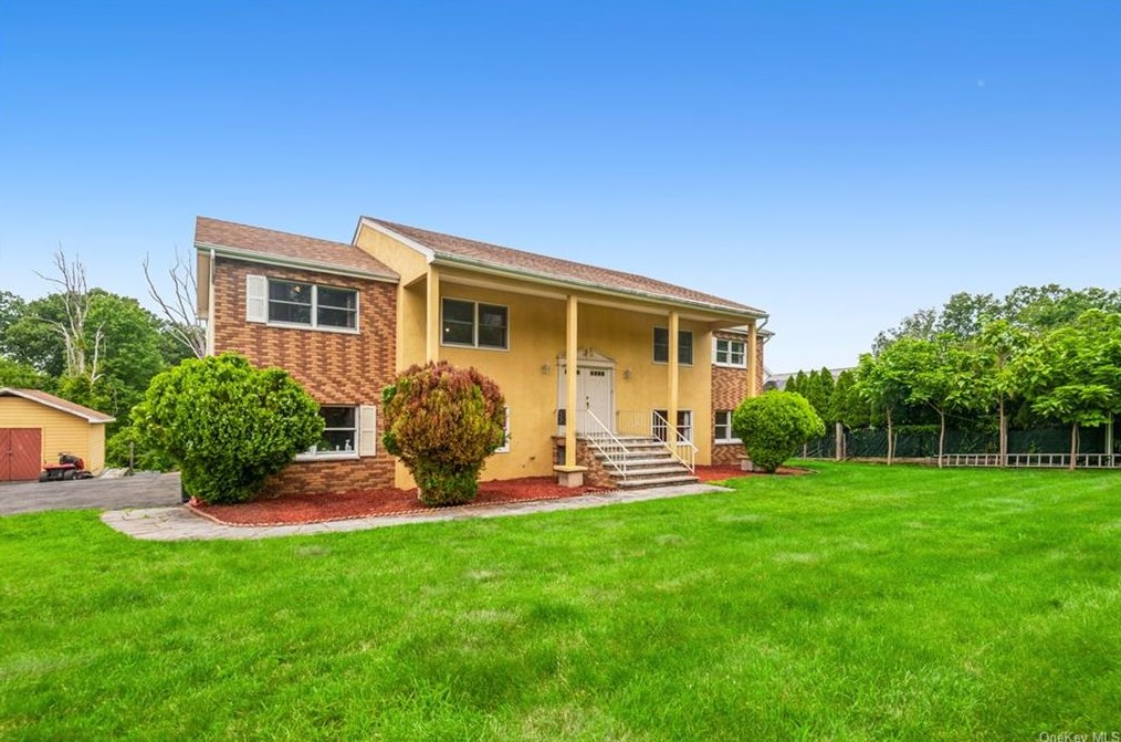 12 Wisconsin Ave, Congers, NY 10920
