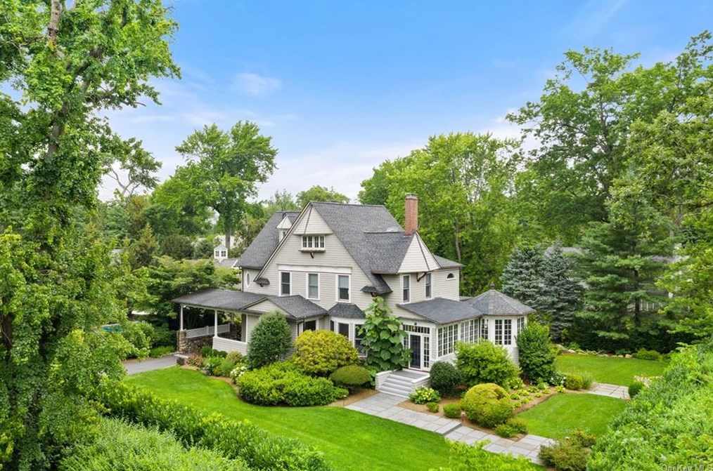 536 Orienta Ave, Mamaroneck NY  10543-4317 exterior