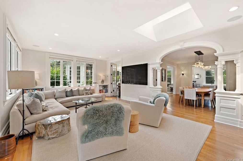 536 Orienta Ave, Mamaroneck NY  10543-4317 exterior