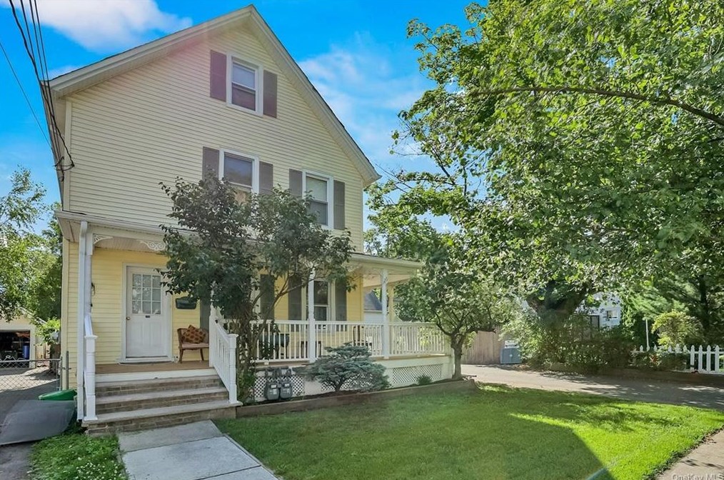 25 Ramapo Ave #a, Airmont, NY 10901