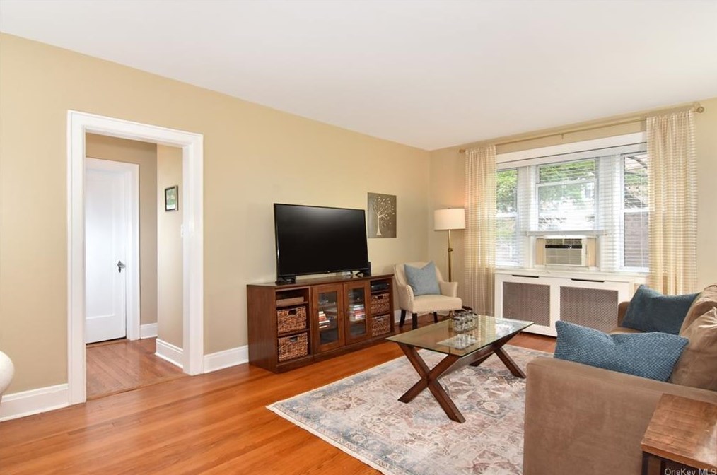 294 Bronxville Rd #3f, Yonkers, NY 10708