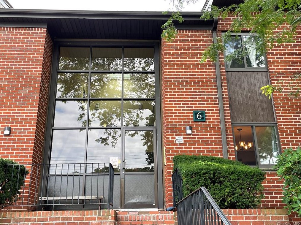 6 Charles Ln #1d, Mount Ivy, NY 10970