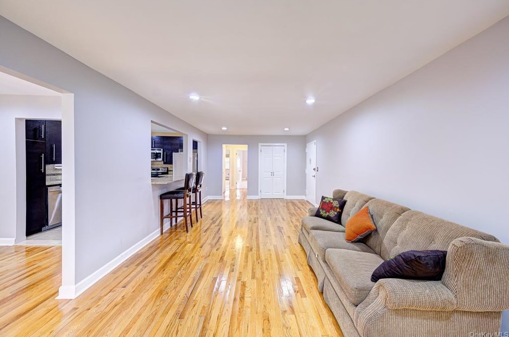 21 Richard Ct, Mount Ivy, NY 10970