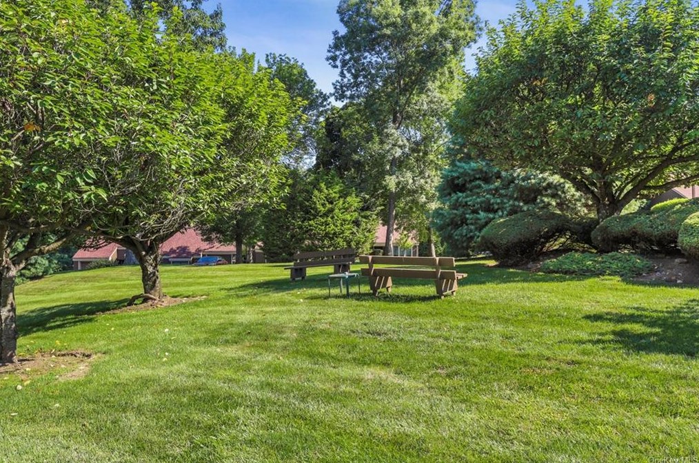 589 Heritage Hills #a, Somers Town, NY 10589