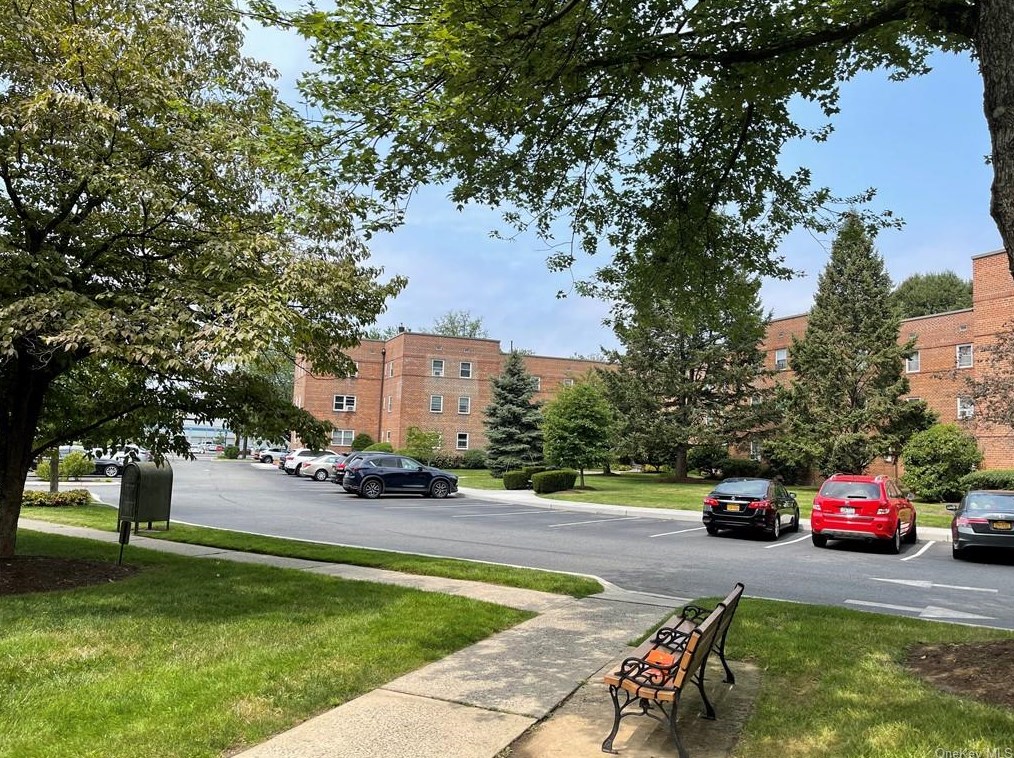 330 Broadway, North Tarrytown NY  10591-5611 exterior