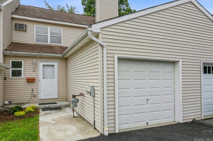22 Lincoln Pl, Crotonville, NY 10562