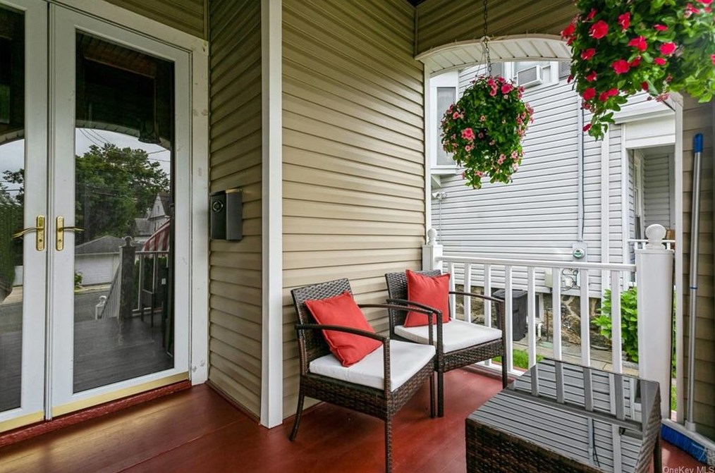 27 Belmont Ter, Yonkers, NY 10701-2115