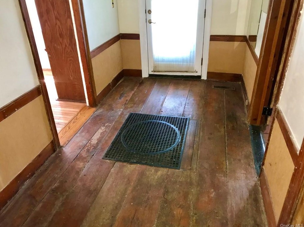 94 Townsend Rd, East Fishkill NY  12533-6631 exterior