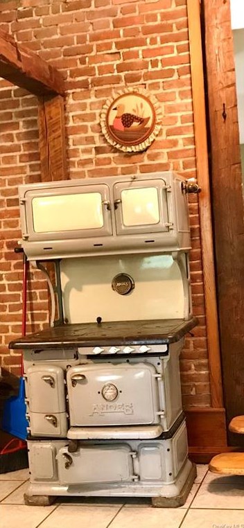 94 Townsend Rd, East Fishkill NY  12533-6631 exterior