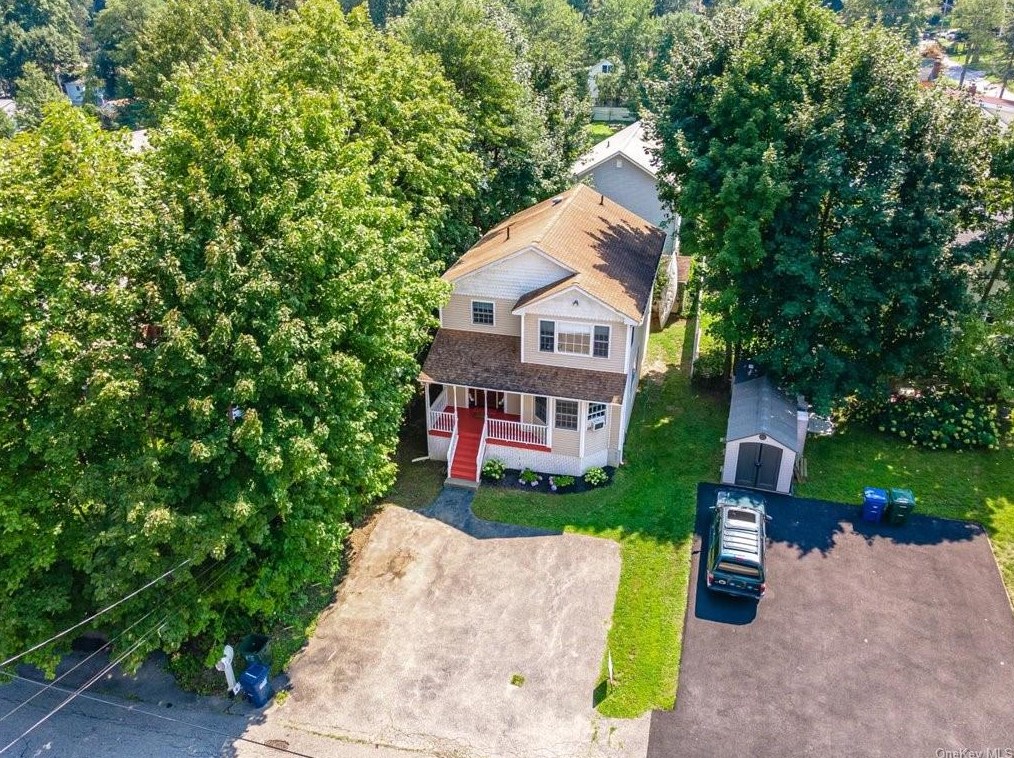 234 Forest Rd, Mahopac, NY 10541