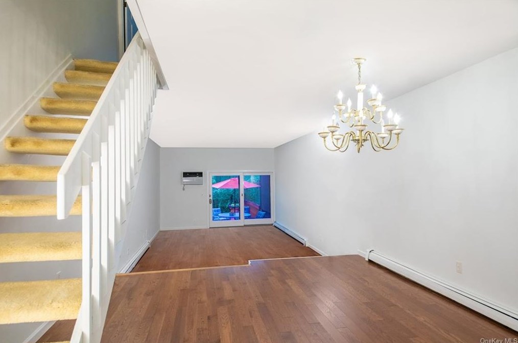 7 Round Hill Rd, Dobbs Ferry, NY 10522-3304