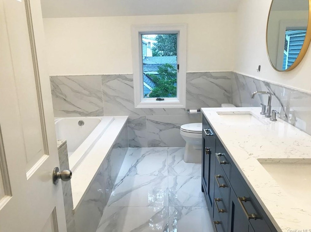 947 Shore Acres Dr, Mamaroneck, NY 10543-4218