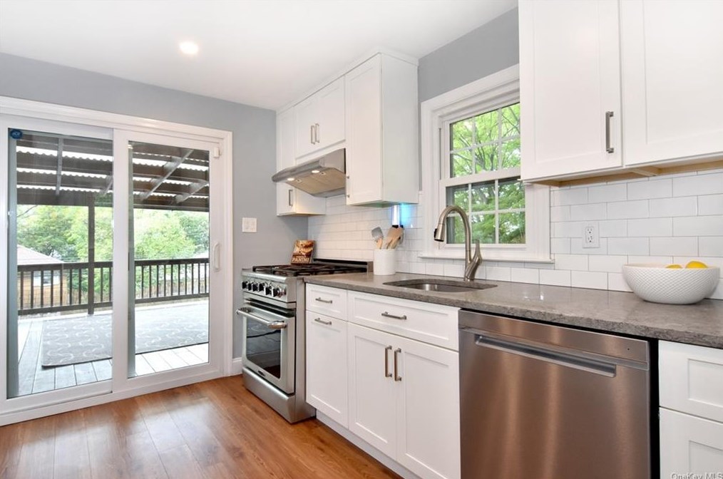 16 Broadway, Dobbs Ferry NY 10522-2852 exterior