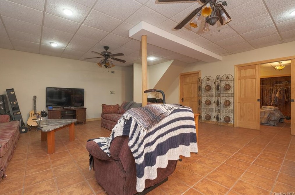 1634 Prospect Ter, Peekskill NY 10566-4833 exterior