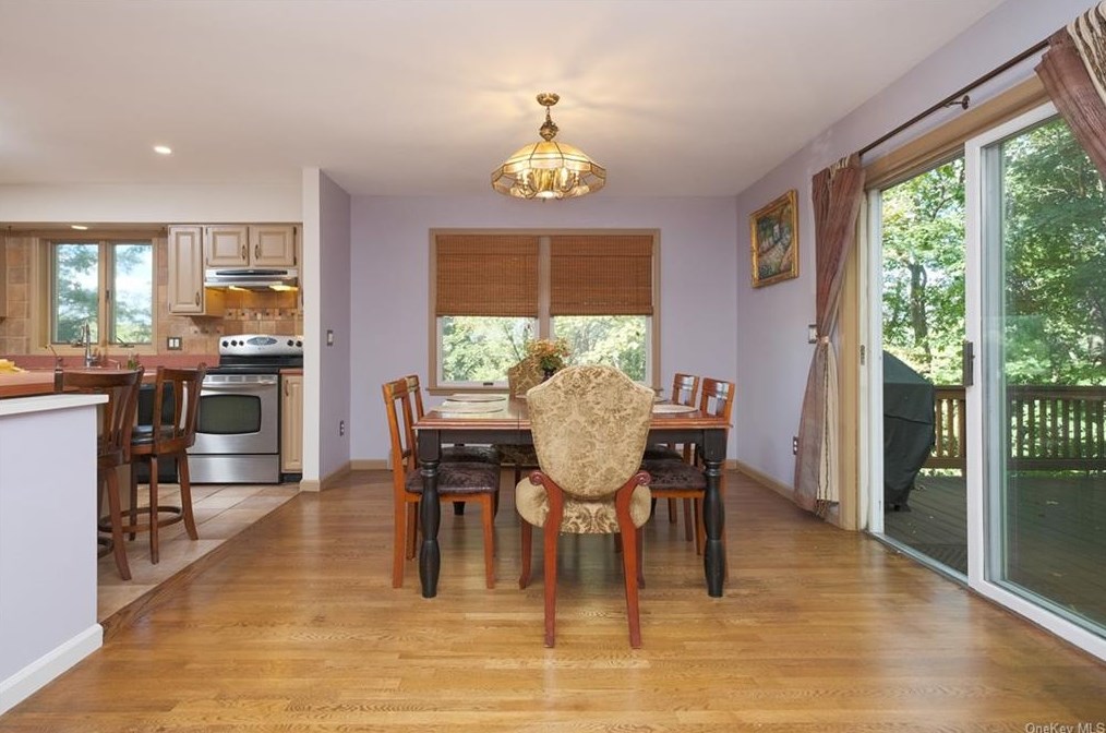 1634 Prospect Ter, Peekskill NY 10566-4833 exterior