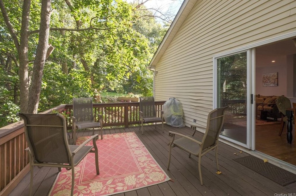 1634 Prospect Ter, Peekskill NY 10566-4833 exterior