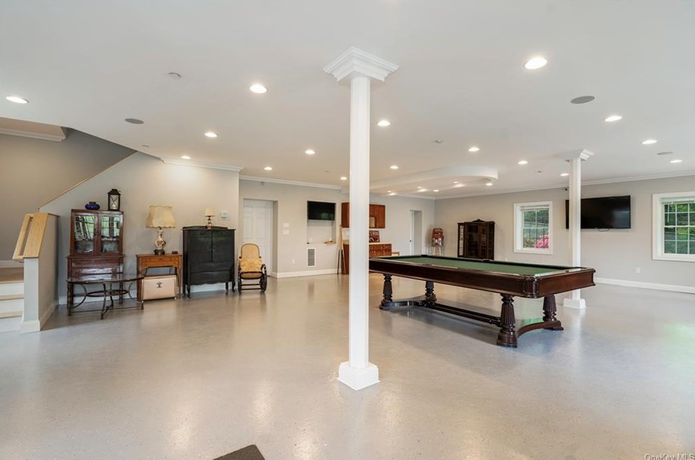 86 High St, Yonkers NY 10706-3934 exterior