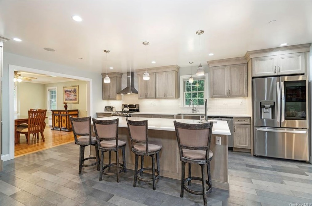 86 High St, Yonkers NY 10706-3934 exterior