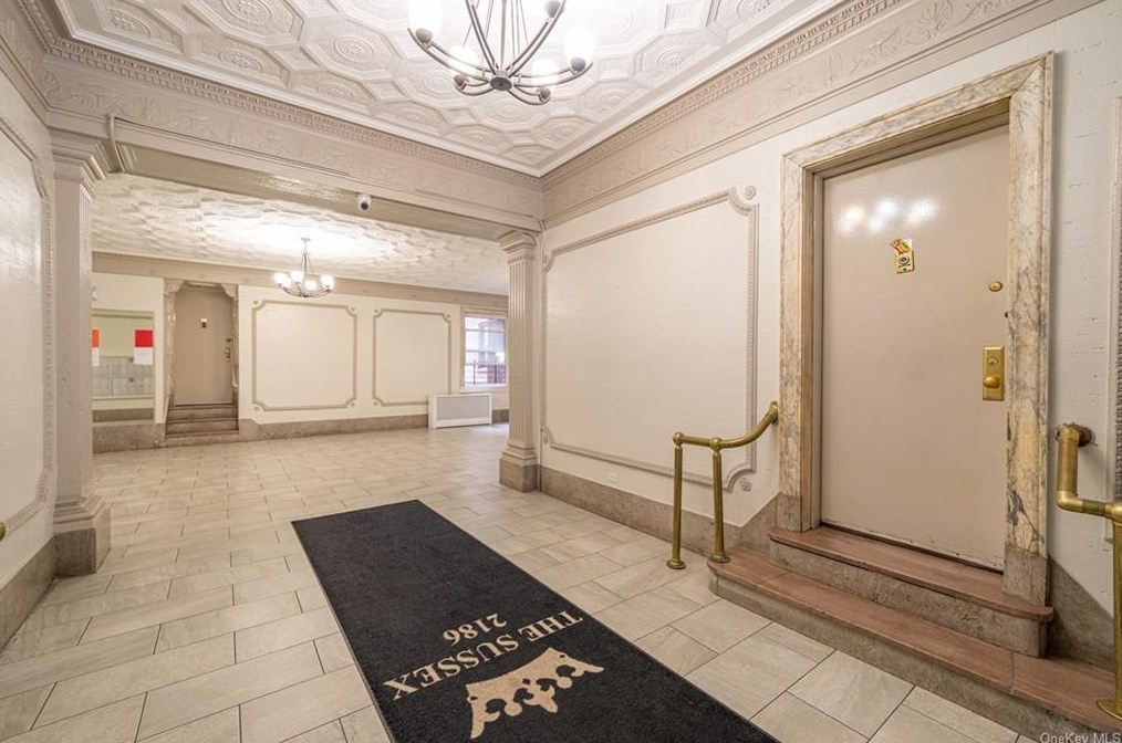 2186 Cruger Ave #lg, Bronx, NY 10462