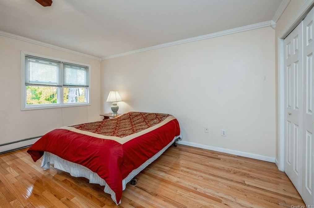 22 Overlook Rd, West Haverstraw NY  10993-1012 exterior