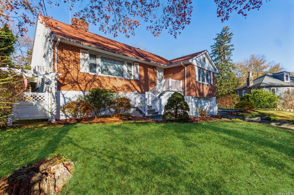 23 Pierson Ave, North Tarrytown, NY 10591