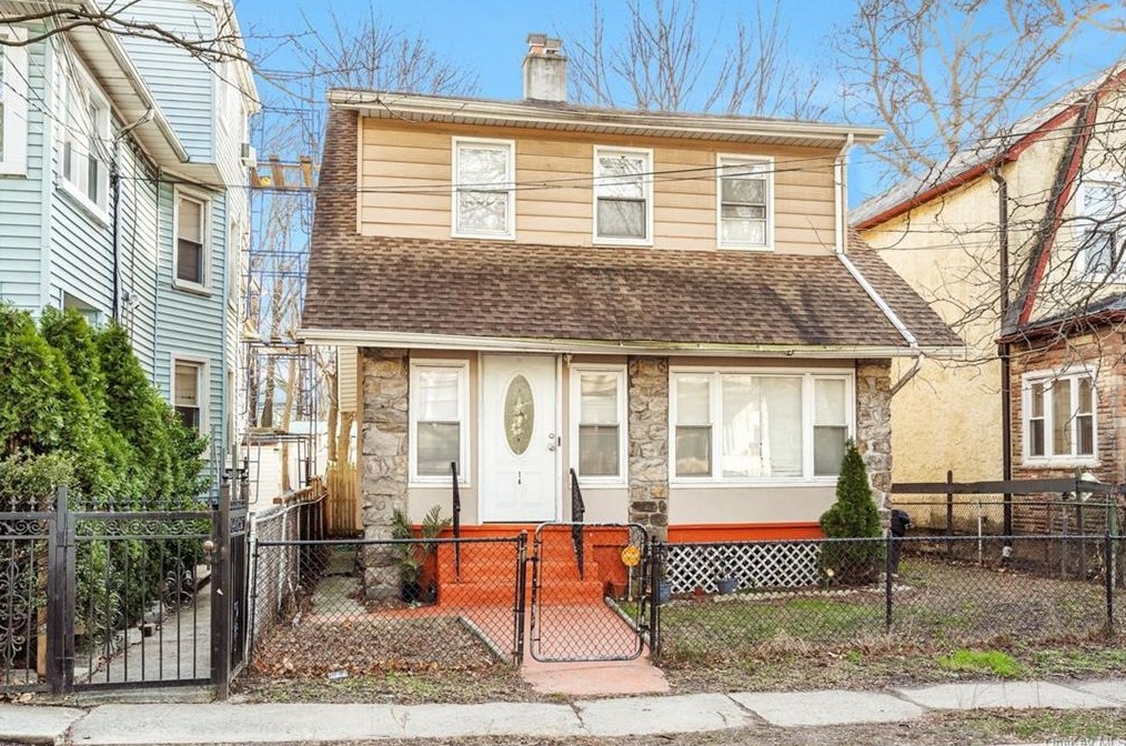 14 Bushnell Pl, Mount Vernon, NY 10550