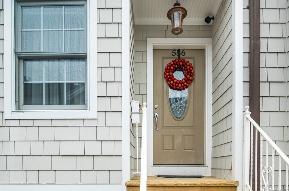 586 Pelham Rd, New Rochelle, NY 10805