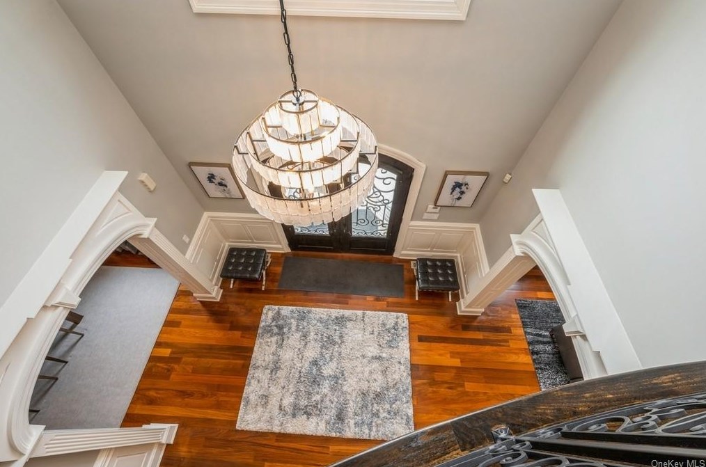 18 Winfield Ave, Harrison, NY 10528-2412