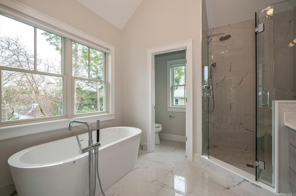 237 Nelson Rd, Scarsdale, NY 10583