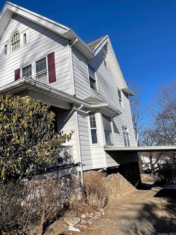 70 Chatterton Ave, White Plains, NY 10606