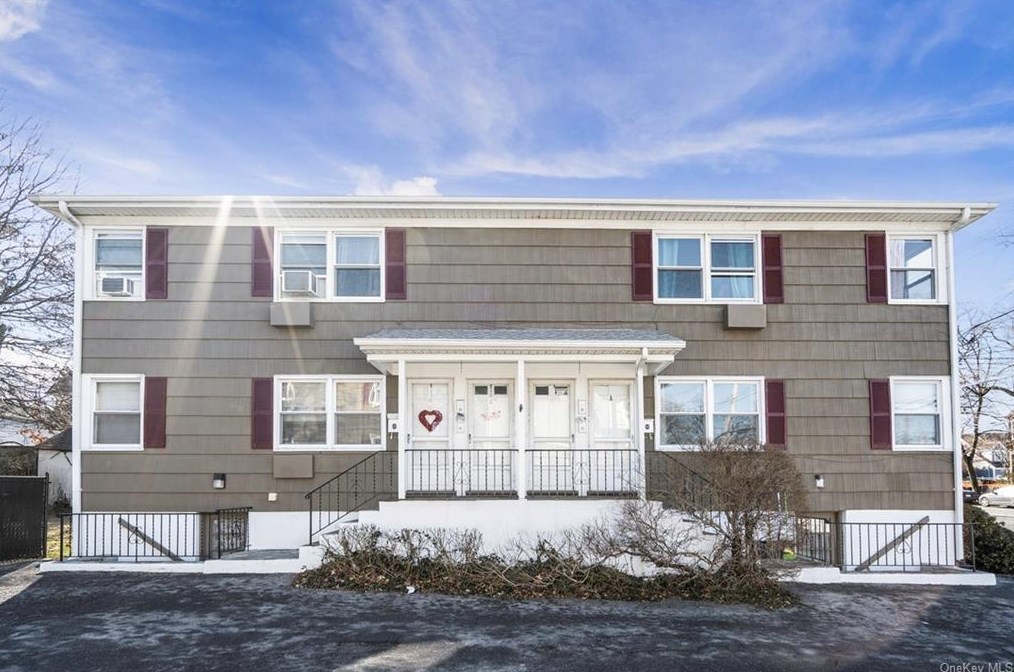 214 Fenimore Rd #apt A, Mamaroneck, NY 10543
