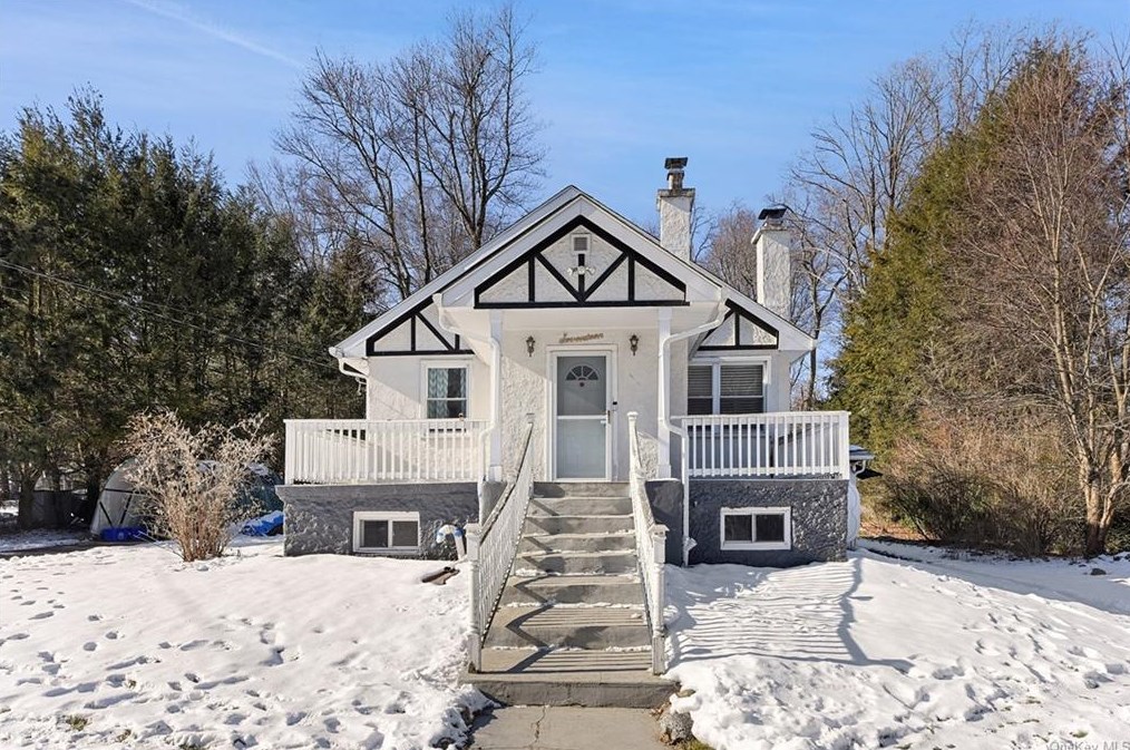 17 1st St, Cortlandt Manor NY  10567-5253 exterior