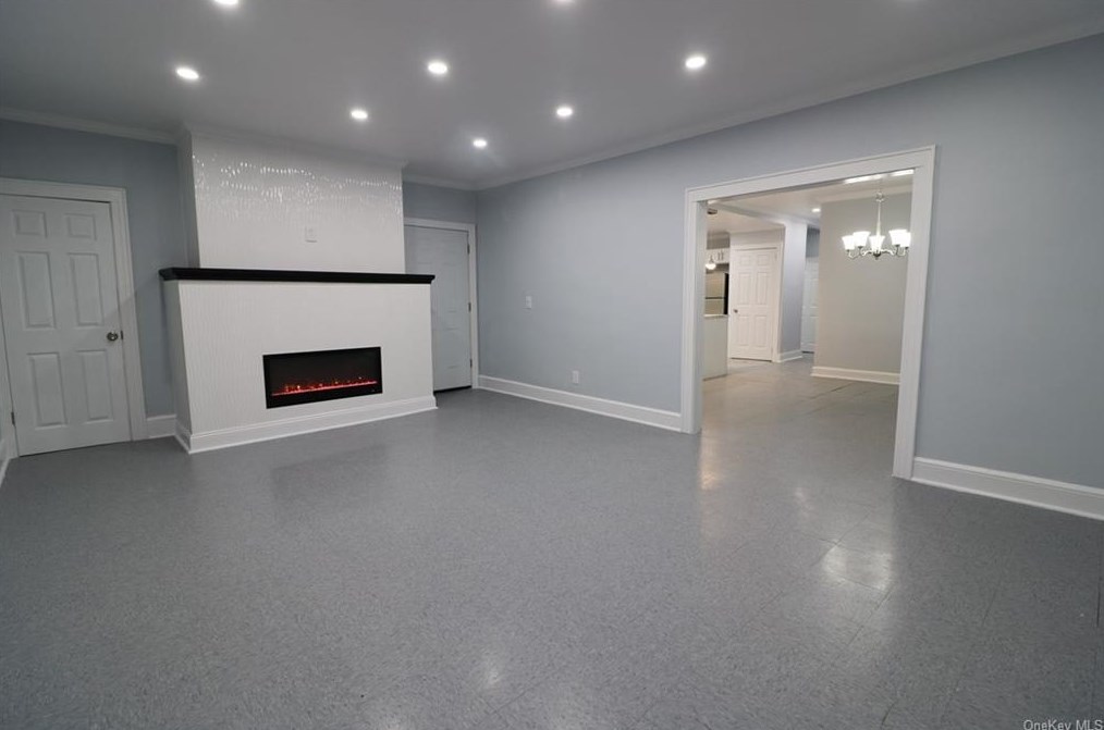 255 Nuber Ave, Mount Vernon, NY 10553