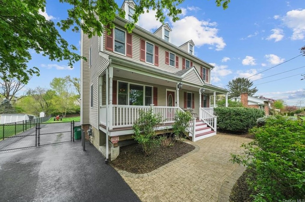 70 Dalfonso Rd, Newburgh, NY 12550-7203