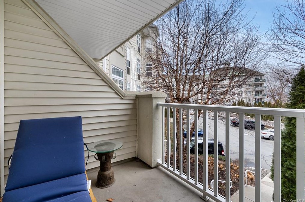 3205 Leeward Dr, Haverstraw NY  10927-2128 exterior