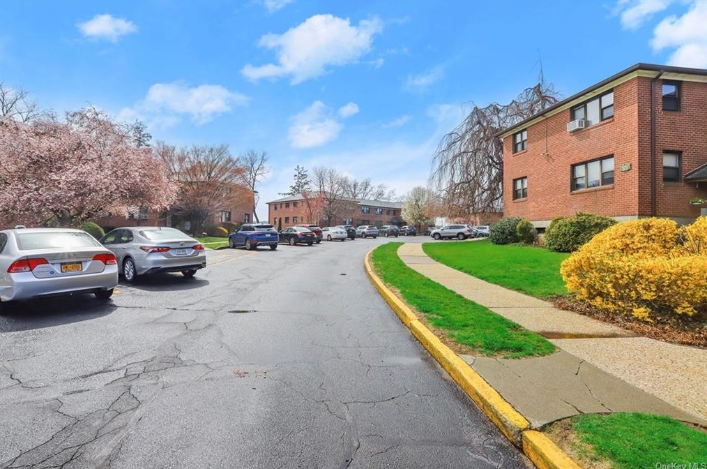 154 Martling Ave, North Tarrytown NY  10591-4754 exterior