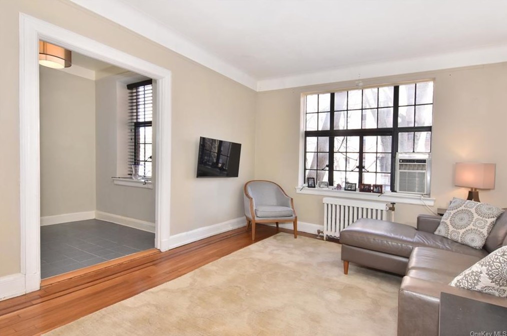 292 Main St #2h, White Plains, NY 10601