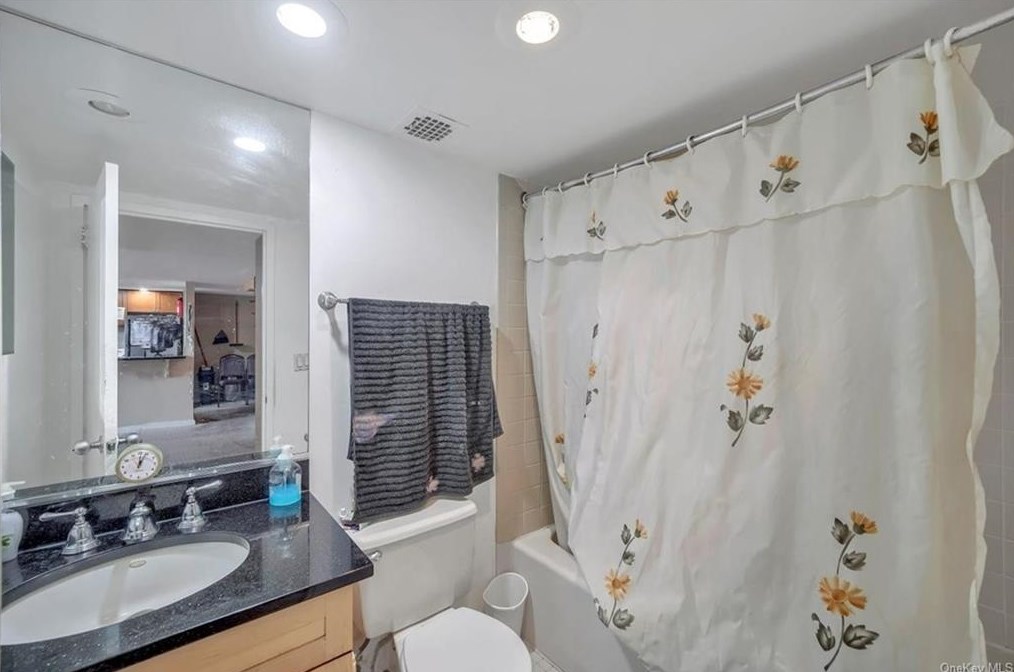 3406 Villa At The Wood, Peekskill NY 10566-4967 exterior