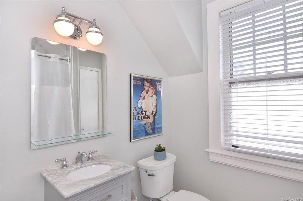 17 Bellair Dr, Dobbs Ferry NY 10522-3503 exterior