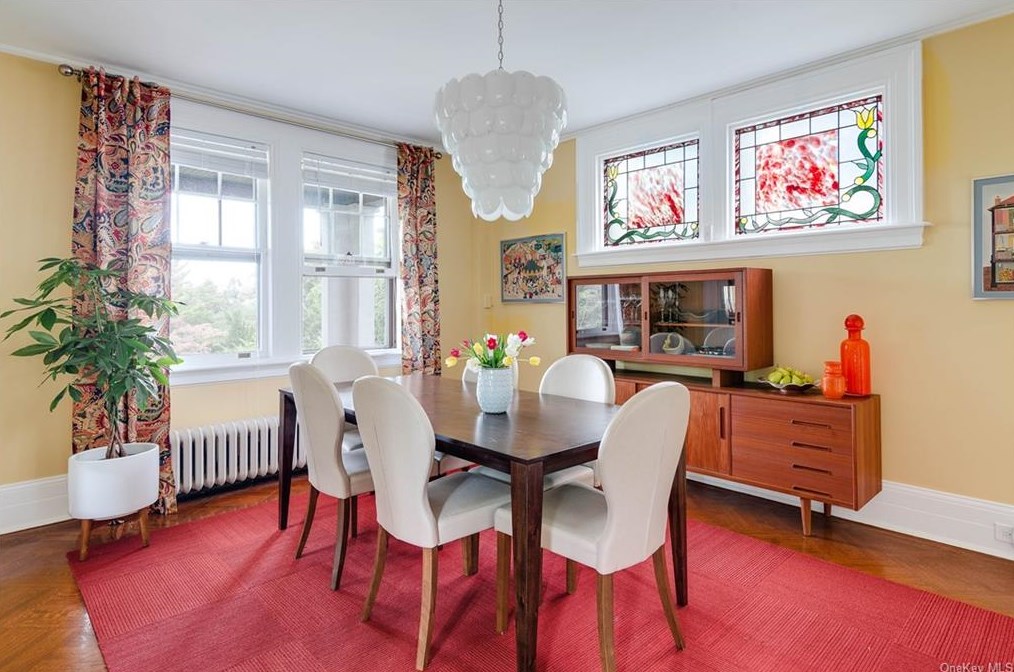 17 Bellair Dr, Dobbs Ferry NY 10522-3503 exterior